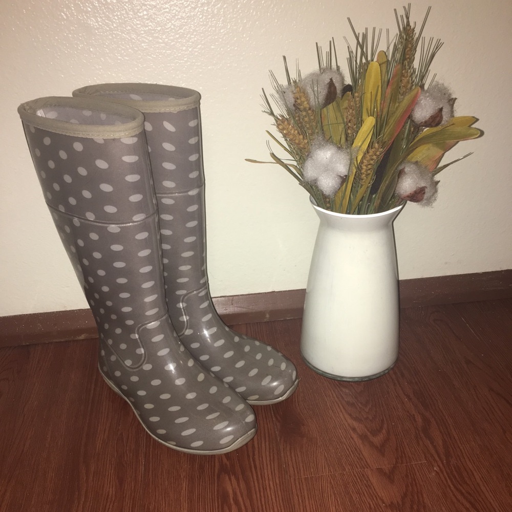 Itasca rain boots